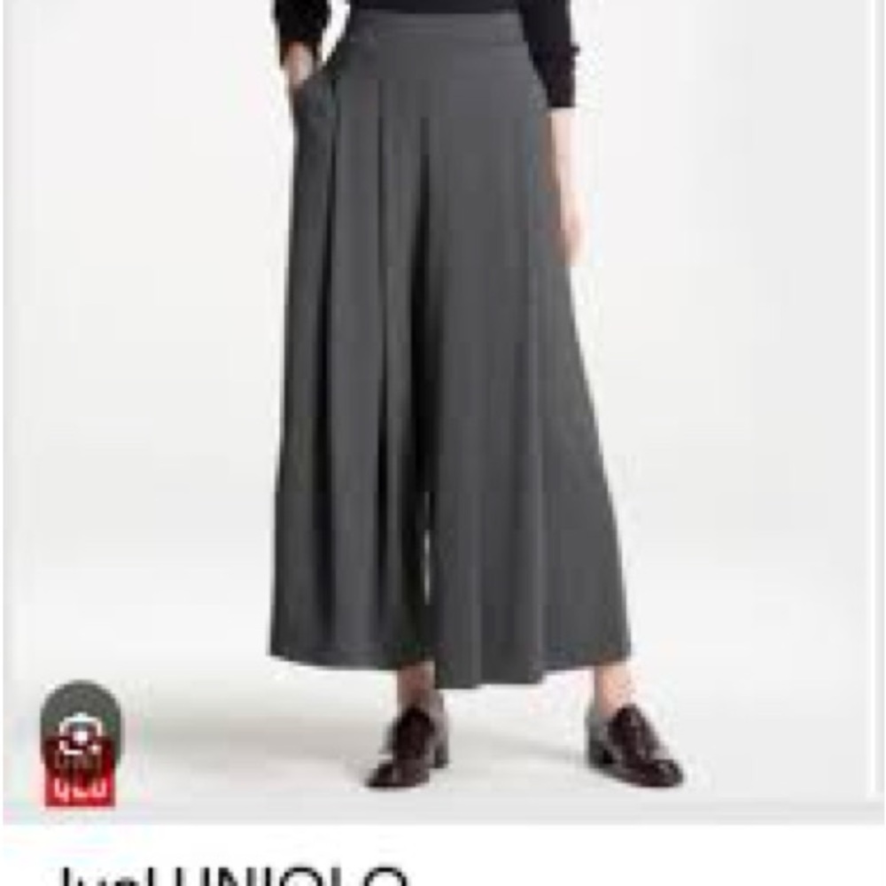 UNIQLO Women's Black Wide-Leg Jersey Flare Pants